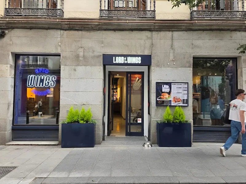Lord of the Wings | Restaurante Gran Vía Madrid - Restaurante en Madrid - foto 2