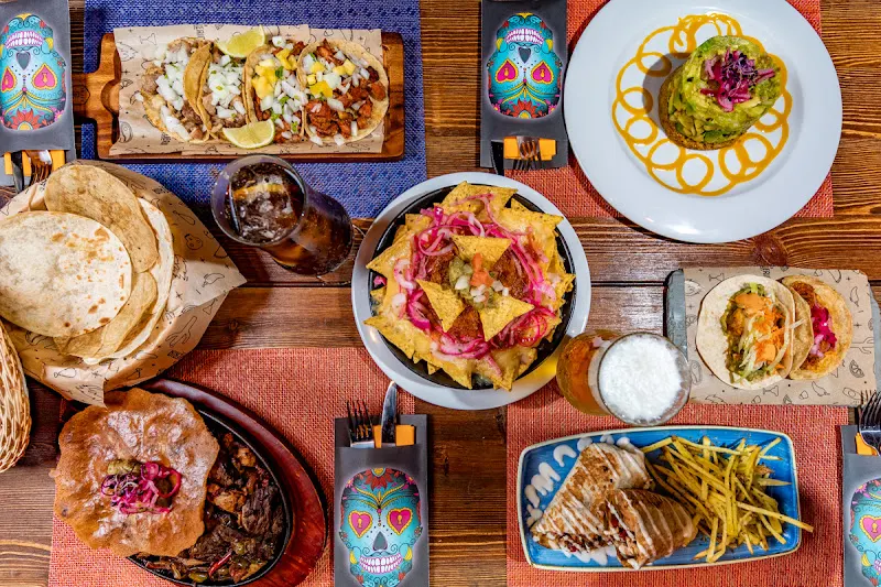 Cantina Canalla Las Tablas - Restaurante Mexicano