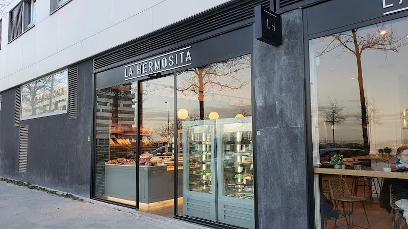 La Hermosita Valdebebas - Cafetería en Madrid - foto 2