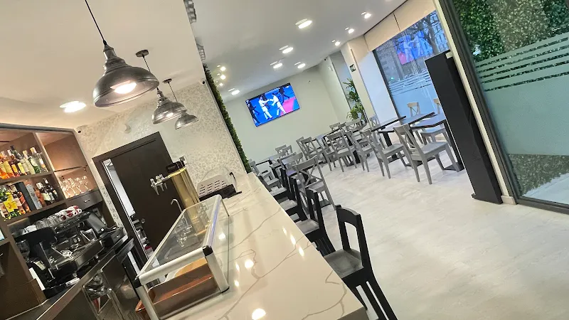 La Sede Cafetería Restaurante - Cafetería en Madrid - foto 2