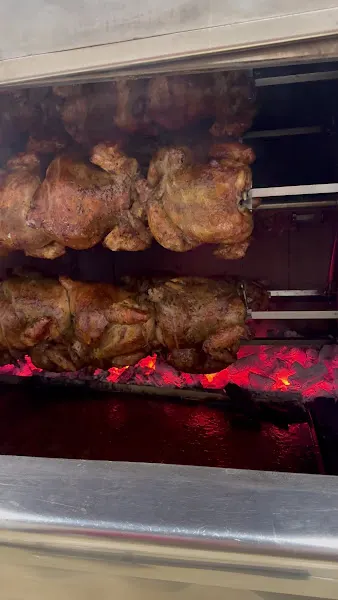 Fuego y Carbón - Restaurante de comida para llevar en Madrid - foto 2