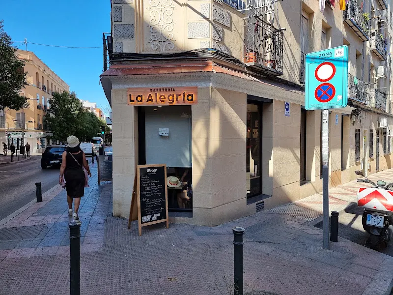 Cafetería La Alegría
