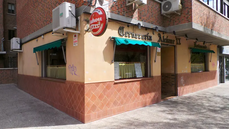 Cervecería ALCÁZAR II - Bar de tapas en Madrid - foto 2