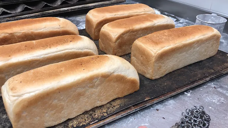 Pastelería Horno de Pan Segura (desde 1996) - Panadería en Madrid - foto 3