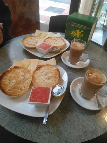 El nuevo Vaporetto - Bar de tapas en Madrid - foto 2