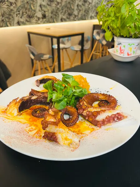 Alex's Gastrobar