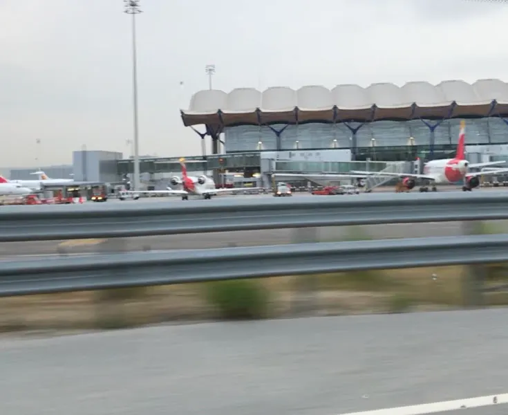 Timón - Barajas en Madrid - foto 2