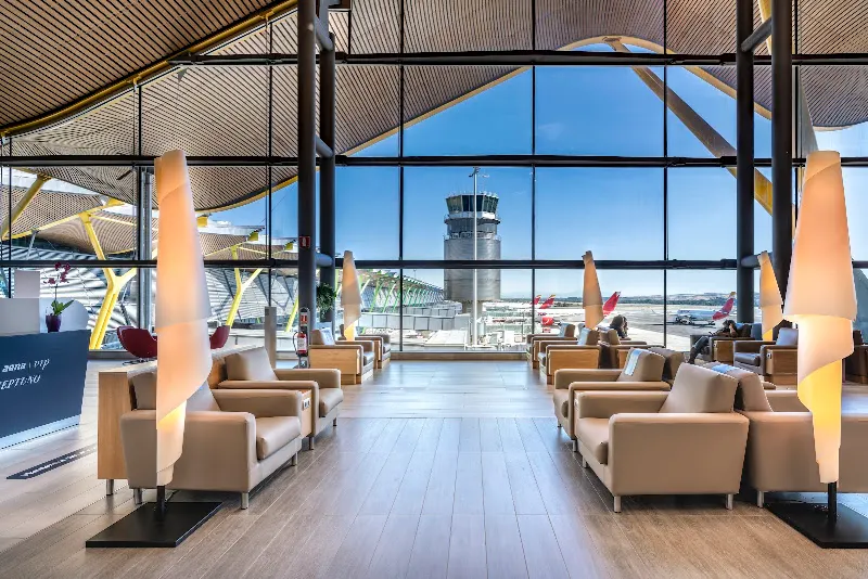 Sala VIP Neptuno Aeropuerto Adolfo Suárez Madrid Barajas T4S (MAD) - Lounge en Madrid - foto 2