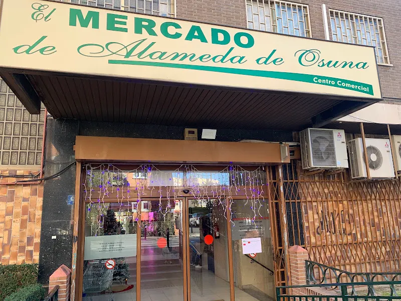 El Mercado de Alameda de Osuna - Centro comercial en Madrid - foto 2