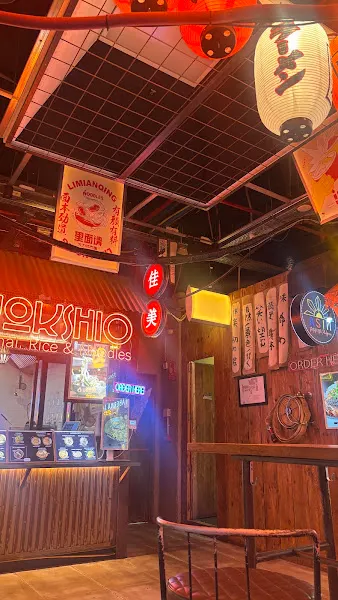 Okio Asian Street Market | Palacio de Hielo