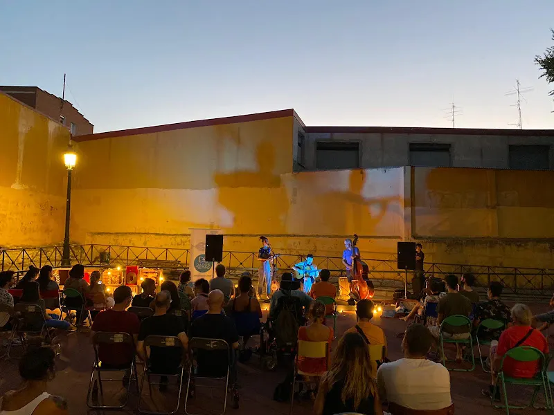Espacio Danos Tiempo - Asociación sociocultural en Madrid - foto 2