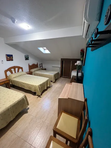 Hostal El Descanso - Hoteles Libres de Comisiones