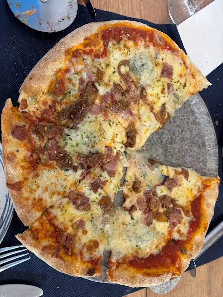 Pizzería Mare Nostrum - Comillas