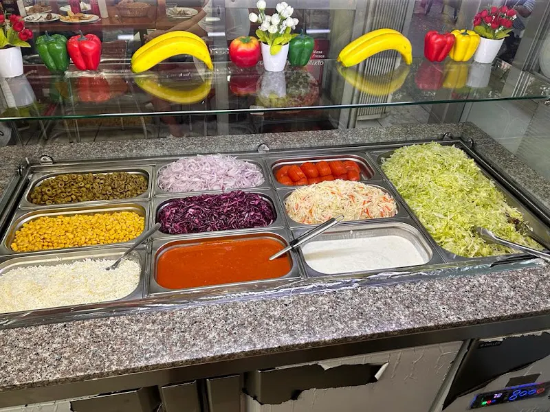 Turco Doner · Kebab - Pizzeria
