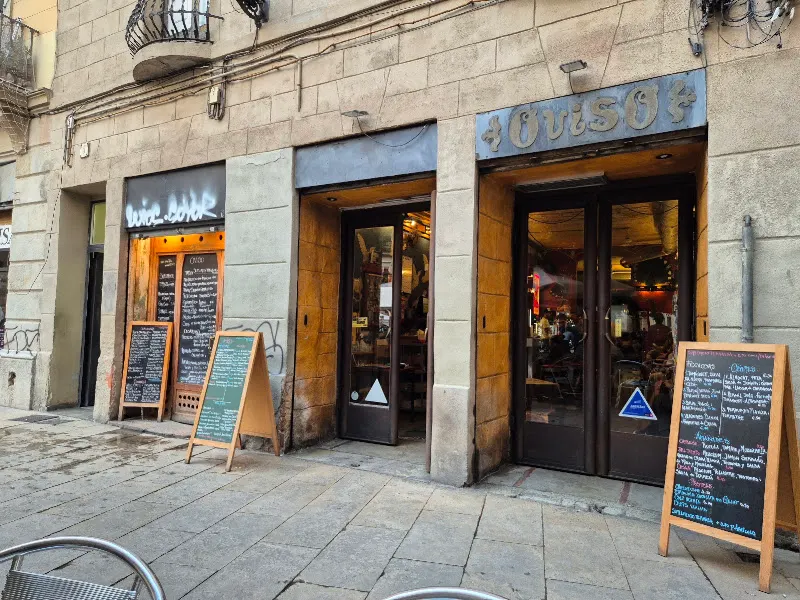 Bar Oviso - Bar en Barcelona - foto 2