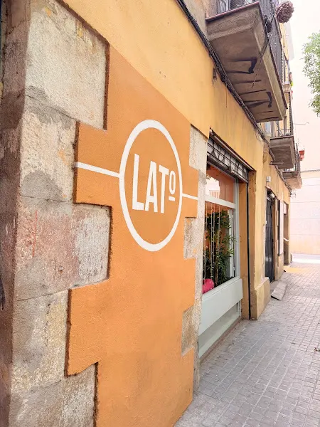 Lato - Born