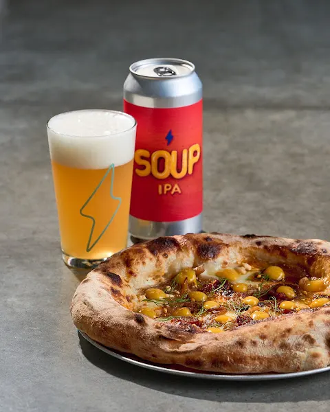 Garage Beer Co Poblenou - Craft Beer & Pizzette