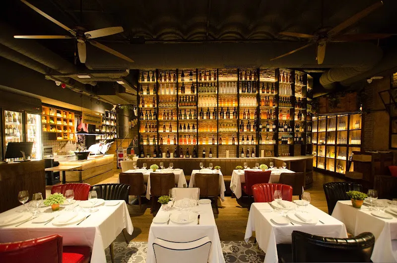 Alba Granados | Carnes a la Brasa en Barcelona - Restaurante en Barcelona - foto 3