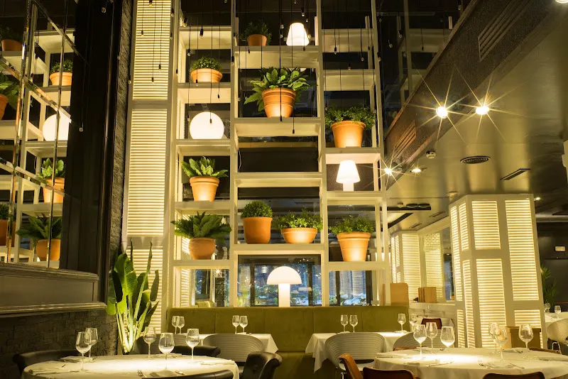 Casa Carmen Passeig de Gracia - Restaurante en Barcelona - foto 2