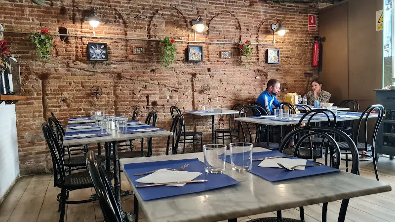 La Caleta de Gràcia - Restaurante especializado en tapas en Barcelona - foto 2