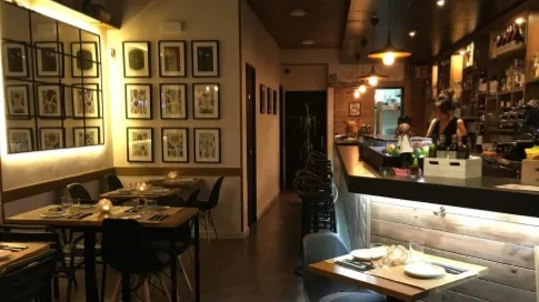 Renoi Tapes i Vins - Restaurante especializado en tapas en Barcelona - foto 3