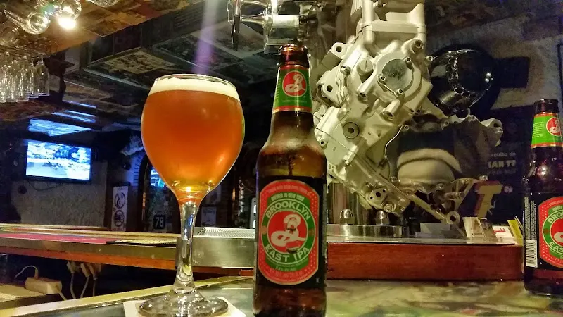 Paddock Motard Bar - Barcelona