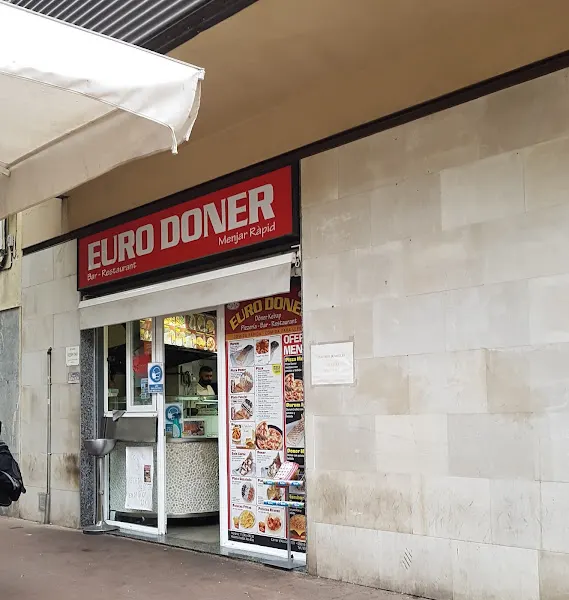 Euro Doner y Pizzeria - C/Alcúdia - Tienda de kebabs en Barcelona - foto 2