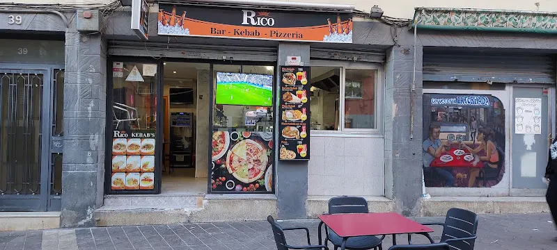 Kebak Pizzeria - Tienda de kebabs en Barcelona - foto 2