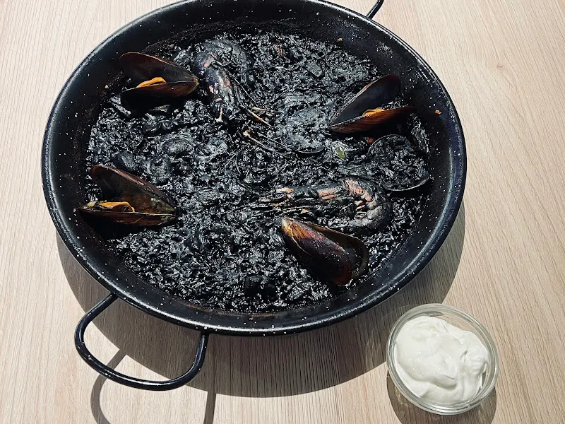 La Yaya del Poblenou - Restaurante mediterráneo en Barcelona - foto 3