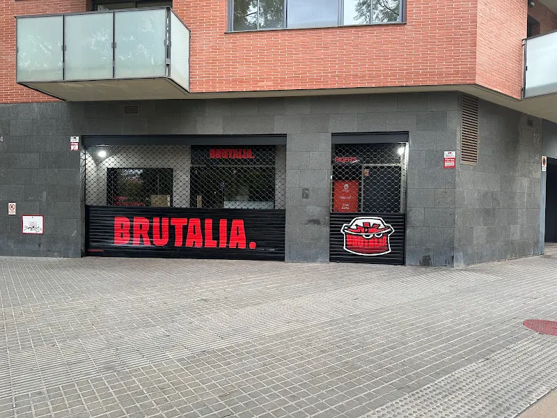 BRUTALIA ║ Sant Martí - Restaurante italiano en Barcelona - foto 2