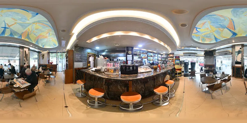 Ceferino Cafetería Cervecería - Barcelona