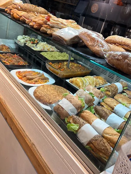 Cafeteria Kumato - Cafetería en Barcelona - foto 2