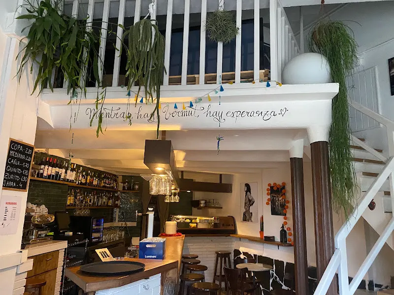 La Ceferina Vermuteria - Bar de tapas en Barcelona - foto 2