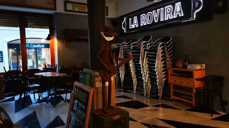 La Rovira - Bar de tapas en Barcelona - foto 2