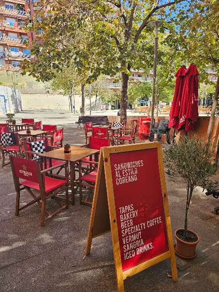 HAMBRE - Cafetería en Barcelona - foto 2