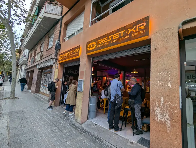 RESETXR Gamer Bar - Bar restaurante en Barcelona - foto 2