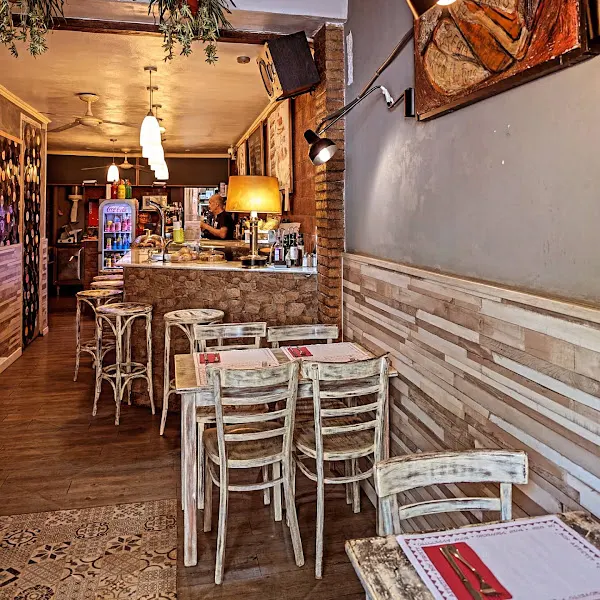 EL CAFE DE L'EIXAMPLE - Restaurante en Barcelona - foto 2