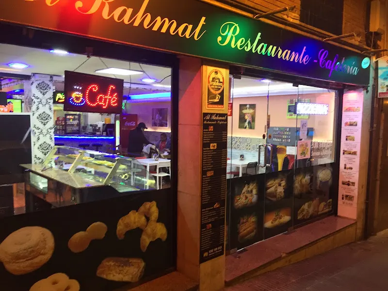 Al Rahmat Restaurant (Halal) - Pizzería en Barcelona - foto 2