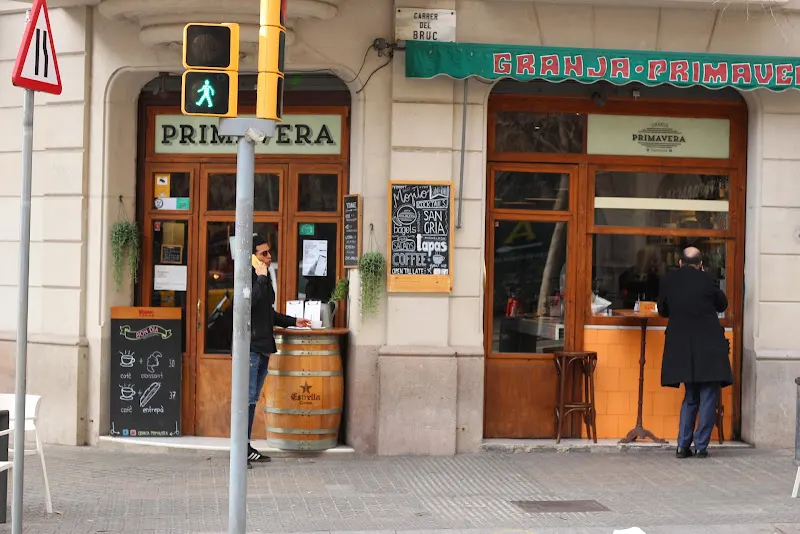 Granja Primavera - Bar en Barcelona - foto 2