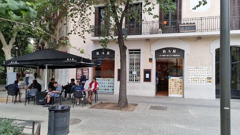 Bar La Font de la Cervesa - Restaurante en Barcelona - foto 2