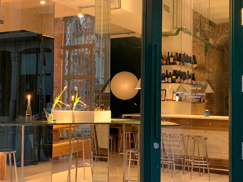 TIBERI BAR - Restaurante en Barcelona - foto 2