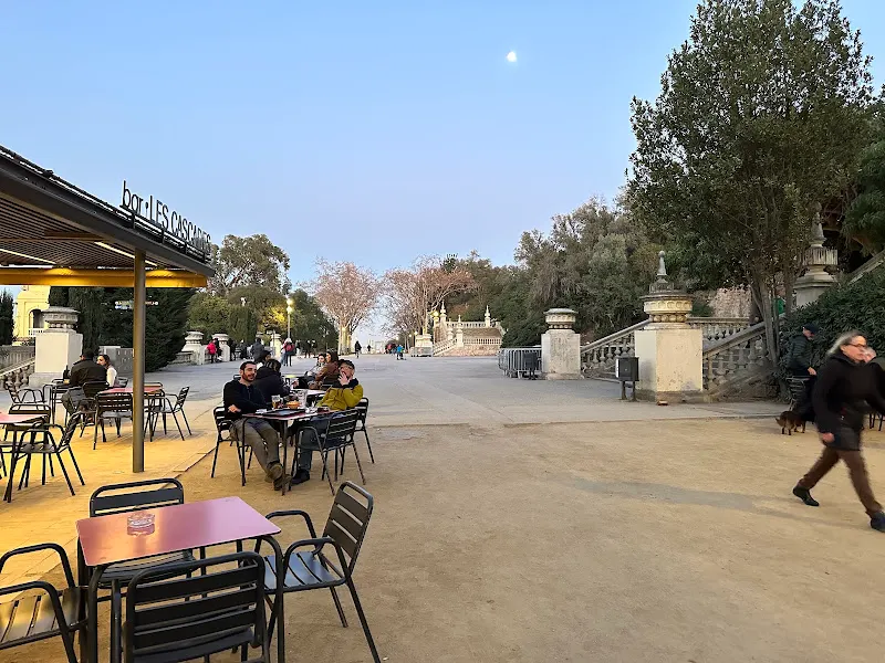 Bar les Cascades - Refugio climático - Bar en Barcelona - foto 3