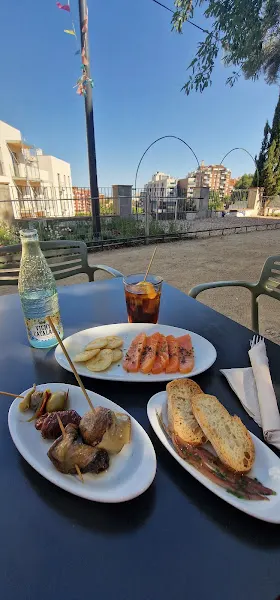La Dolors Bar