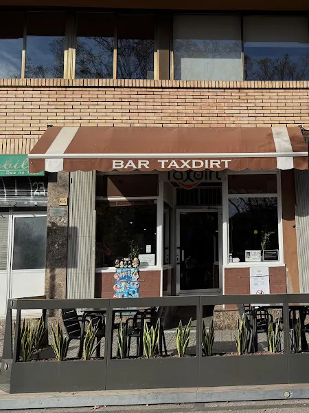 Bar Taxdirt - Bar restaurante en Barcelona - foto 2