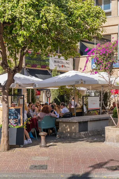 Pizzeria Napoletana Marcellino Pizza e Vino - Pizzería en València - foto 2