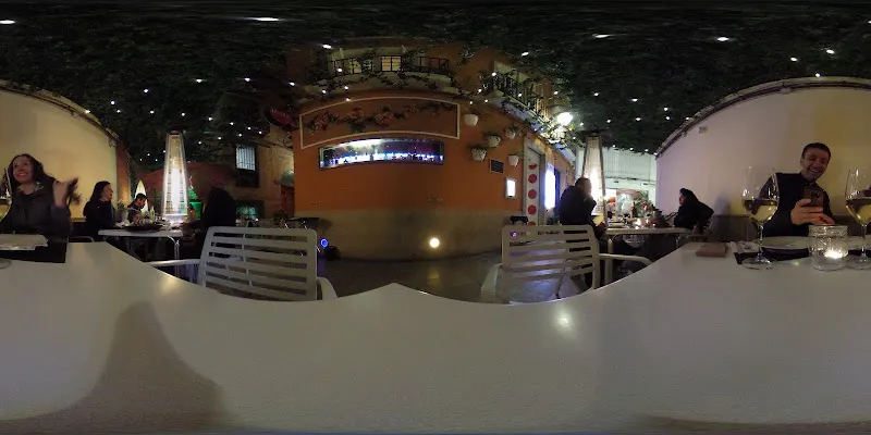 LALOLA Restaurante