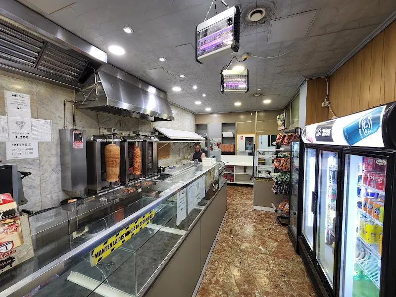 Zain-Döner-Kebab-Pizzeria ll ( Patraix ) - Pizzería en València - foto 2