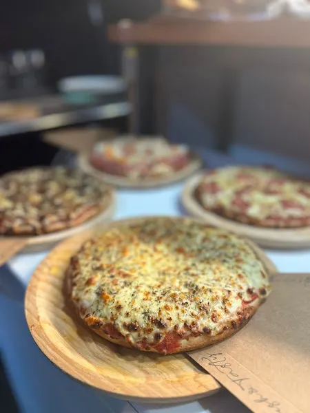 CHE Pizza y Empanadas | Estilo Argentino - València