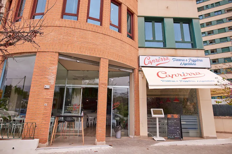 Caprizza - Pizzería Restaurante Napolitano