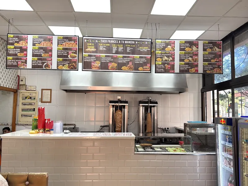 Lords Döner Kebab y Pizzeria